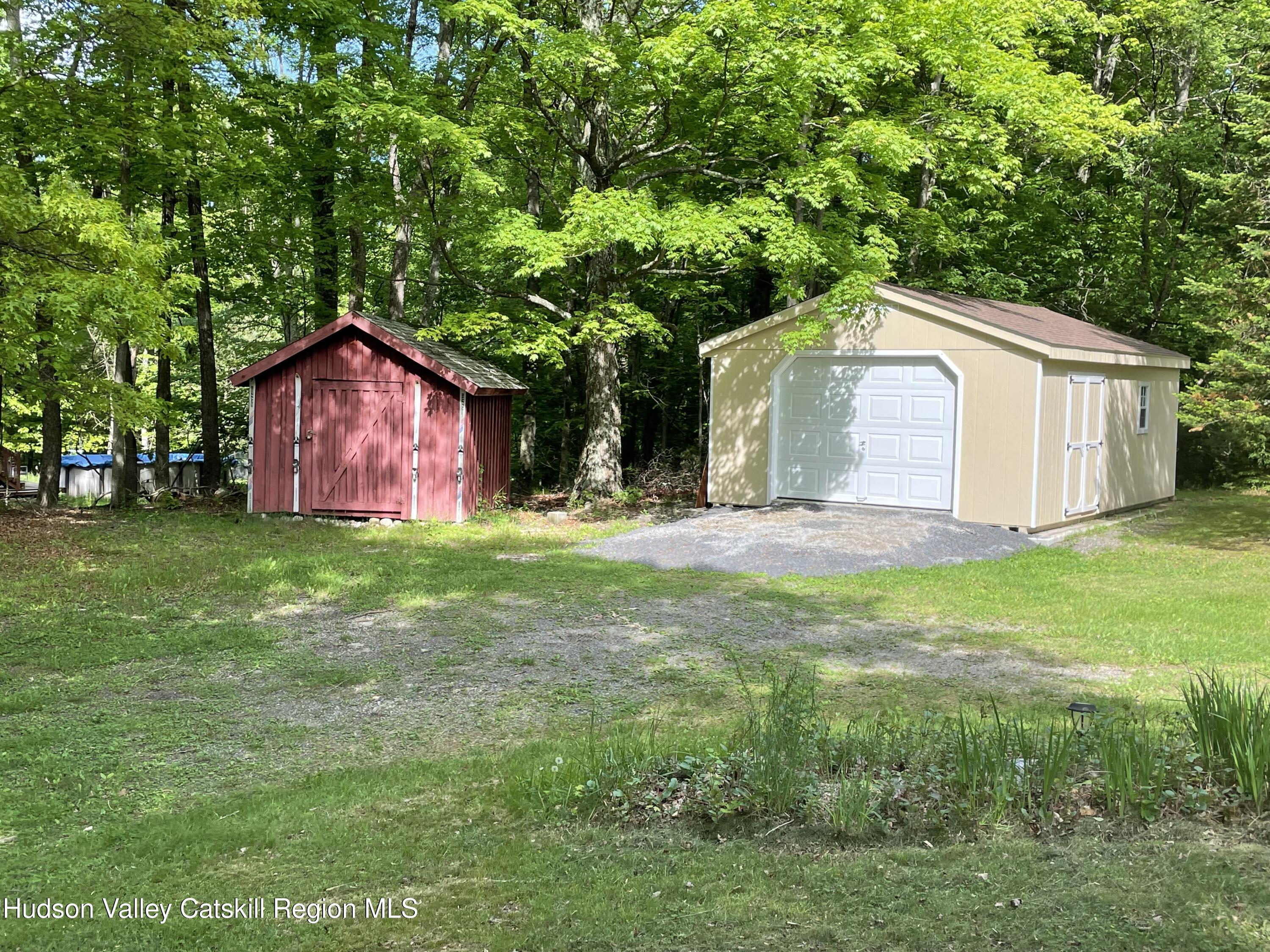 23 Red Barn Road Shawangunk, NY 12566 - Photo 2 of 28 IMG_4915