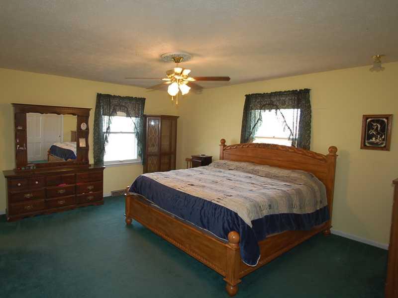 1736 Colt Road Indianapolis, IN 46227 - Photo 10 of 24 Gallery Image 10