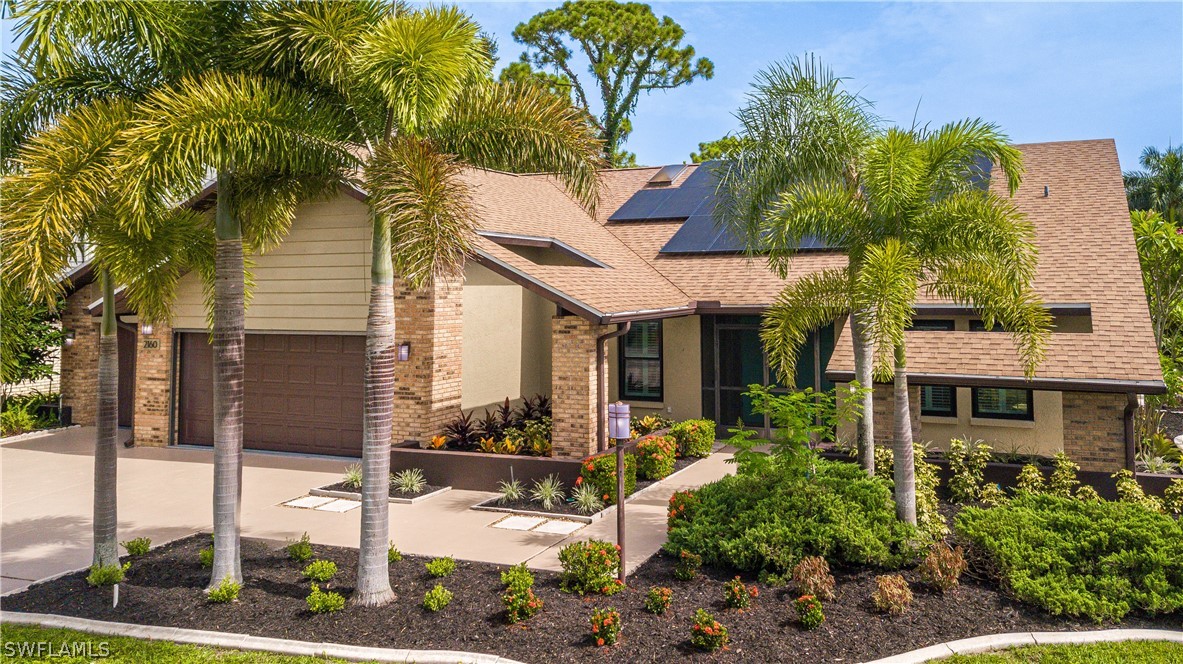 2160 West Lakeview Blvd  