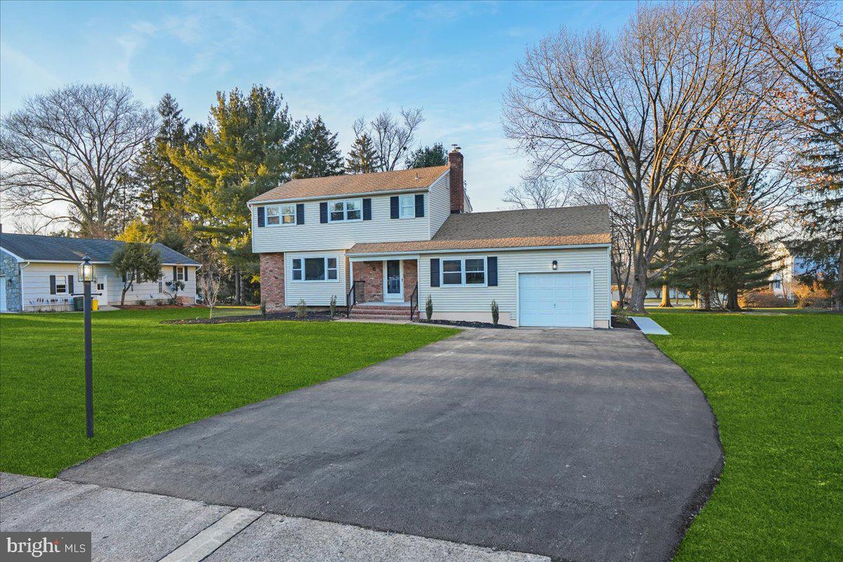 6 Mansfield Road Ewing, NJ 08628 - Photo 3 of 31