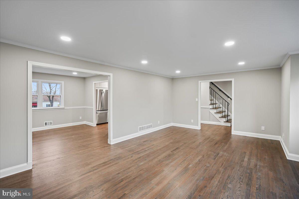 6 Mansfield Road Ewing, NJ 08628 - Photo 5 of 31