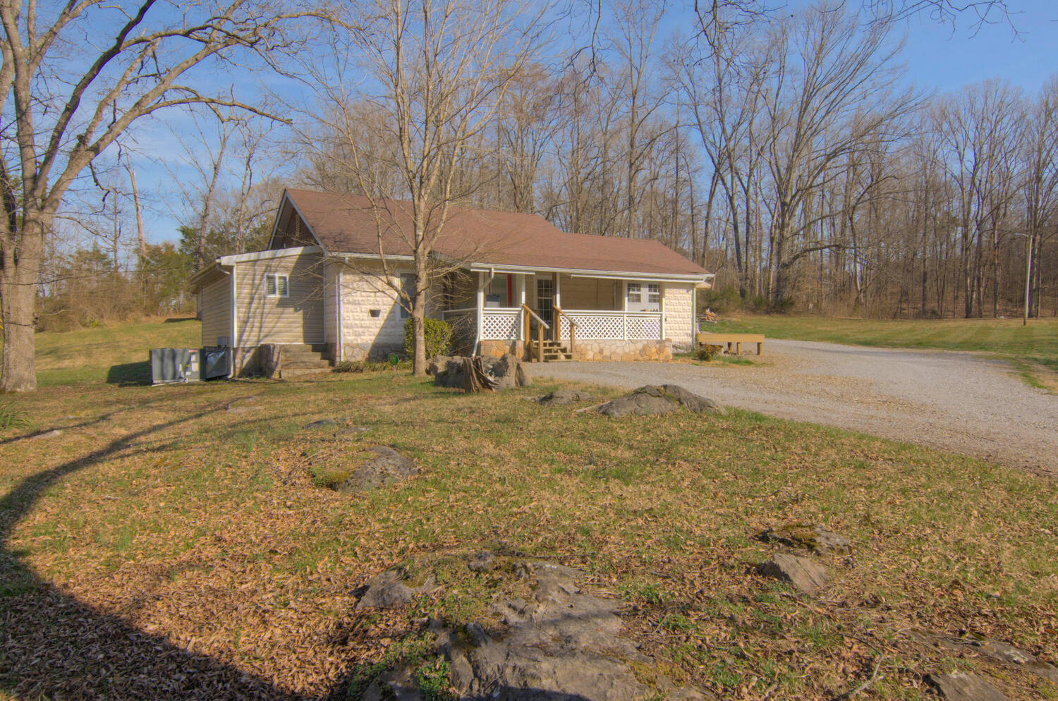 9910 Stringtown Road Strawberry Plains, TN 37871 - Photo 29 of 31 9910 Stringtown Rd Strawberry-large-008-