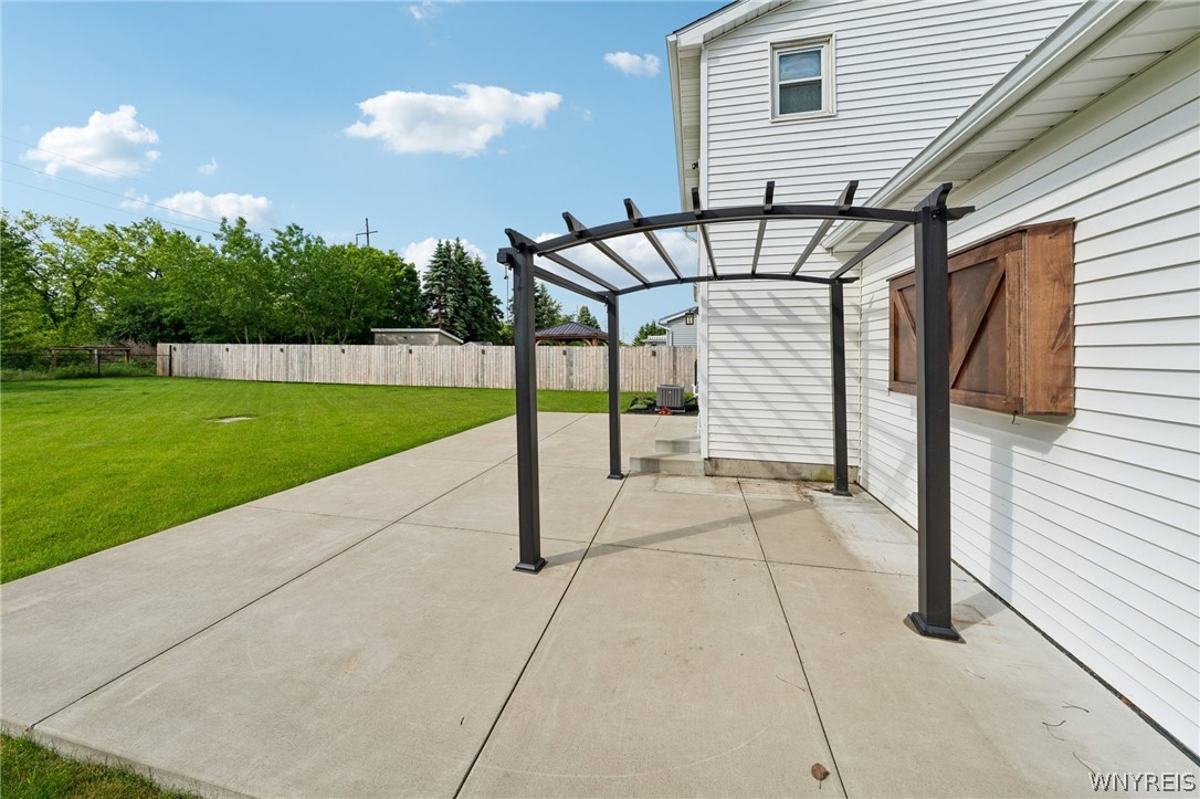 101 Hillpine Road Cheektowaga, NY 14227 - Photo 32 of 44