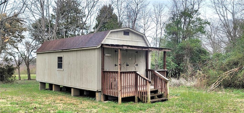 447 Providence Church Road Randleman, NC 27317 - Photo 11 of 50 Gallery Image 11