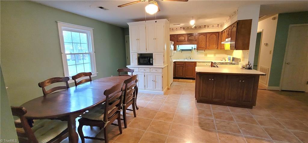447 Providence Church Road Randleman, NC 27317 - Photo 19 of 50 Gallery Image 19