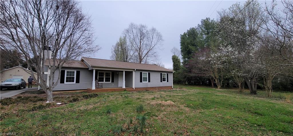 447 Providence Church Road Randleman, NC 27317 - Photo 5 of 50 Gallery Image 5