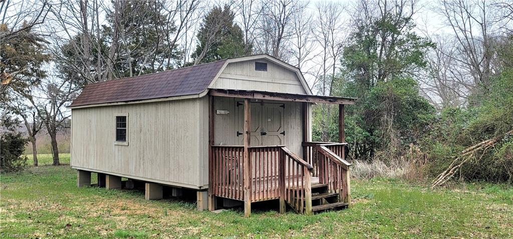 447 Providence Church Road Randleman, NC 27317 - Photo 10 of 50 Gallery Image 10