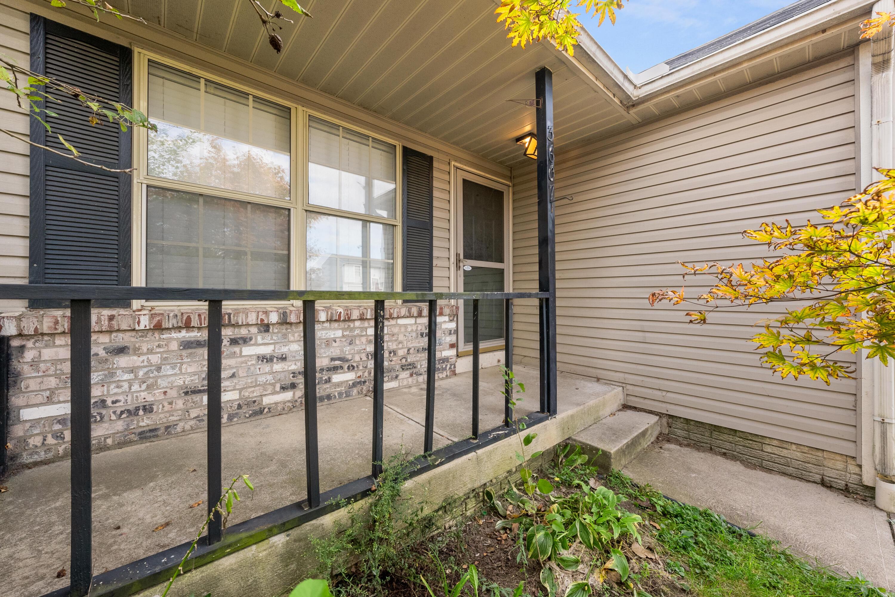 3607 Rocky Road Columbus, OH 43223 - Photo 4 of 27 DSC08308