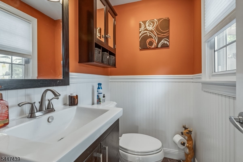 59 Knoll Road Parsippany, NJ 07054 - Photo 20 of 31
