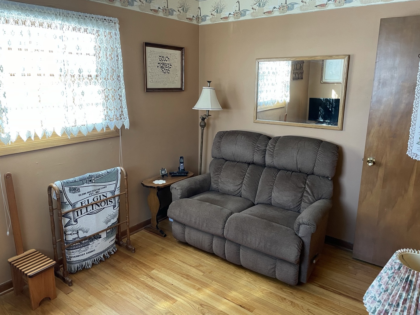 216 Pauline Drive Elgin, IL 60123 - Photo 2 of 20 a living room with furniture and a window