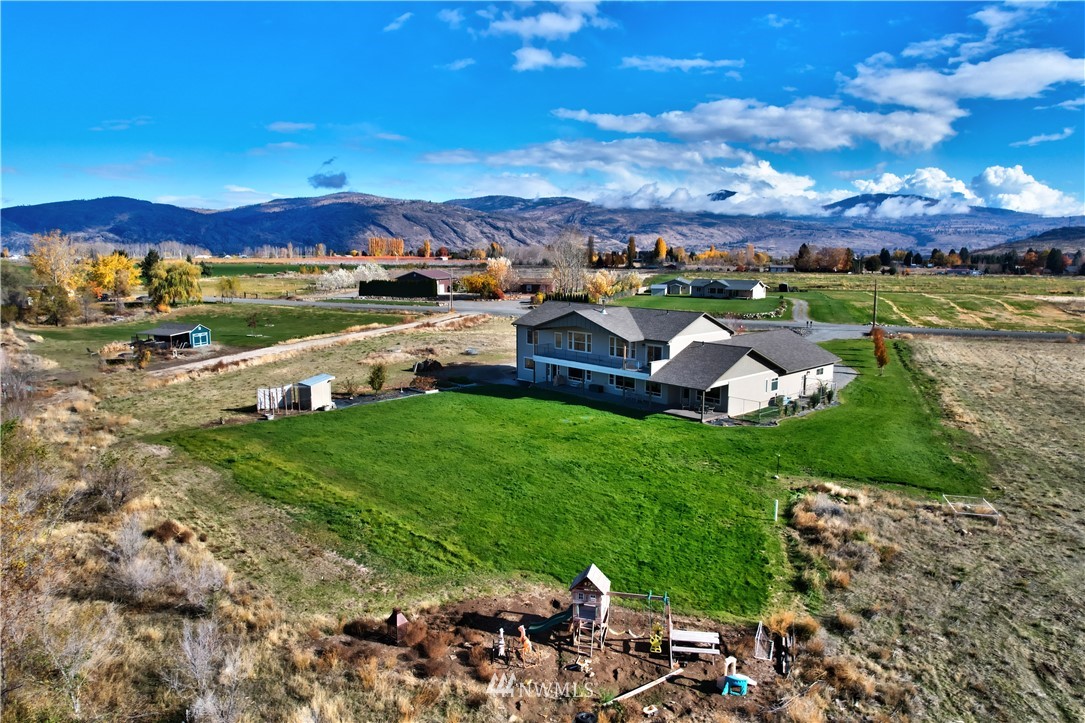 81 Jaquish Road Omak, WA 98841 - Photo 39 of 40 an aerial view of a house with garden