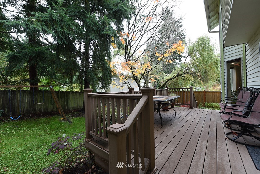 8513 218th Street Southwest Edmonds, WA 98026 - Photo 18 of 19 Gallery Image 18