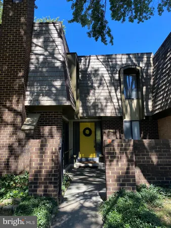 $435,000 | 9537 Fern Hollow Way, Montgomery Village, MD 20886