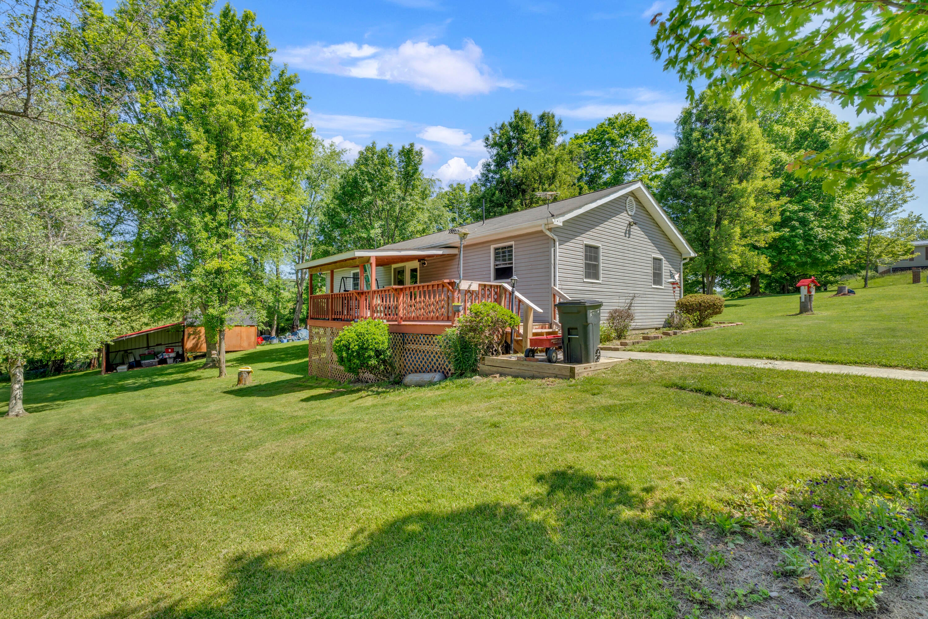 51 Neff Orchard Road Sinks Grove, WV 24976 - Photo 10 of 37 24