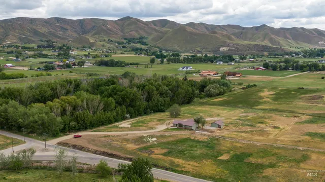 $779,000 | 3131 Fuller Road, Emmett, ID 83617