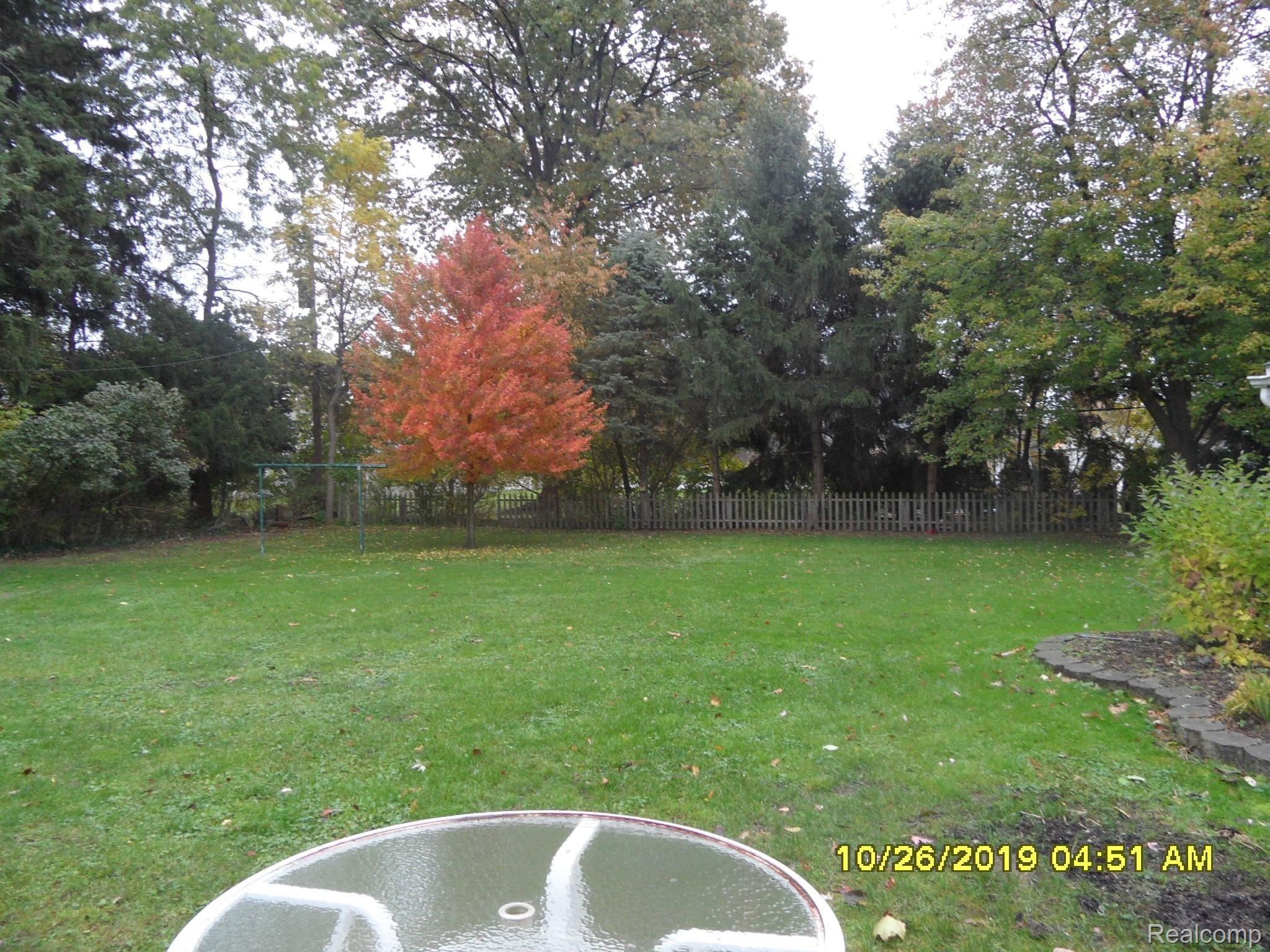 283 Riverside Drive Clinton Township, MI 48036 - Photo 8 of 29 SAM_0363.JPG