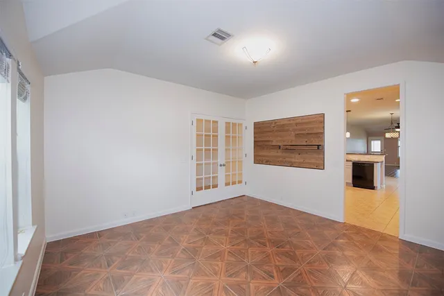 $2,000 | 2753 Foster Hill Drive, Houston, TX 77345