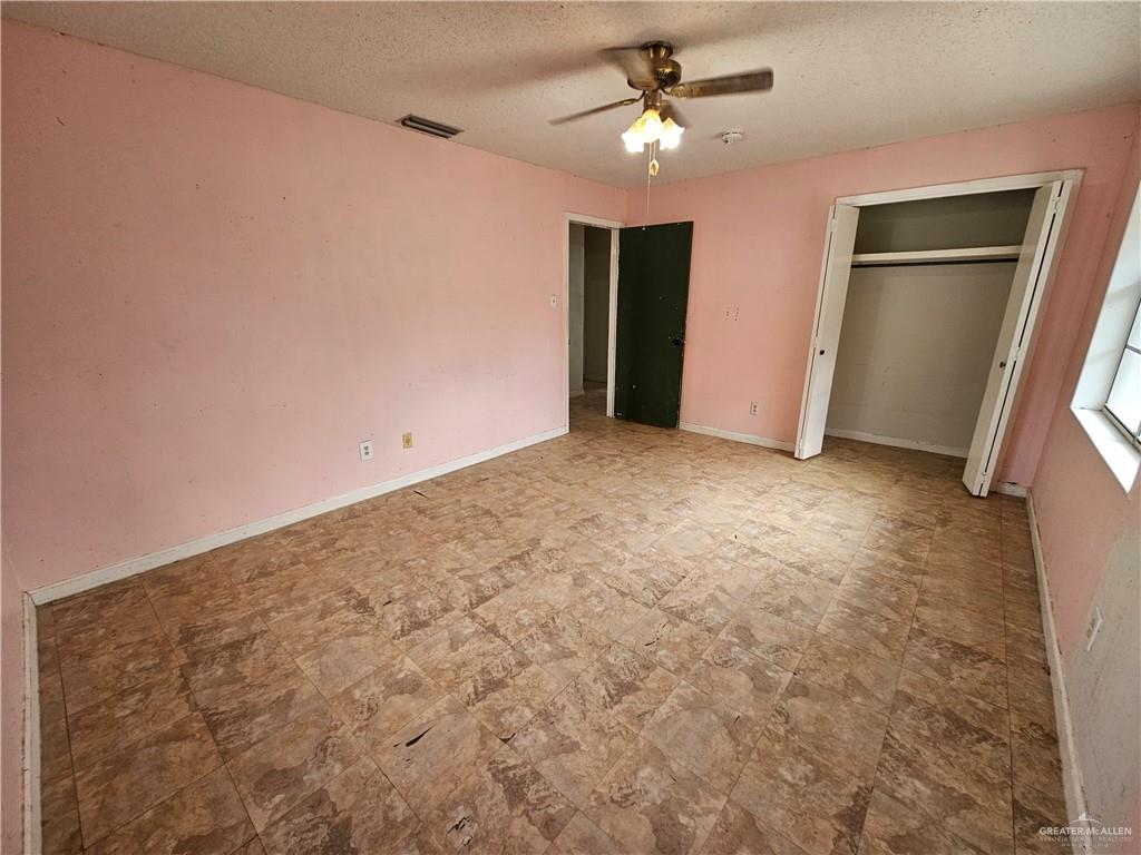 330 Oak Street Rio Grande City, TX 78582 - Photo 15 of 21 Gallery Image 15