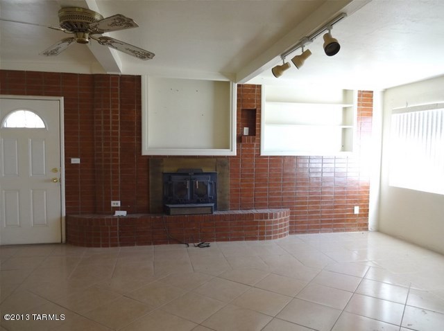 1427 East Alvord Road Tucson, AZ 85706 - Photo 6 of 21