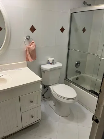 $212,000 | 1825 West 44th Place, Unit 309, Hialeah, FL 33012
