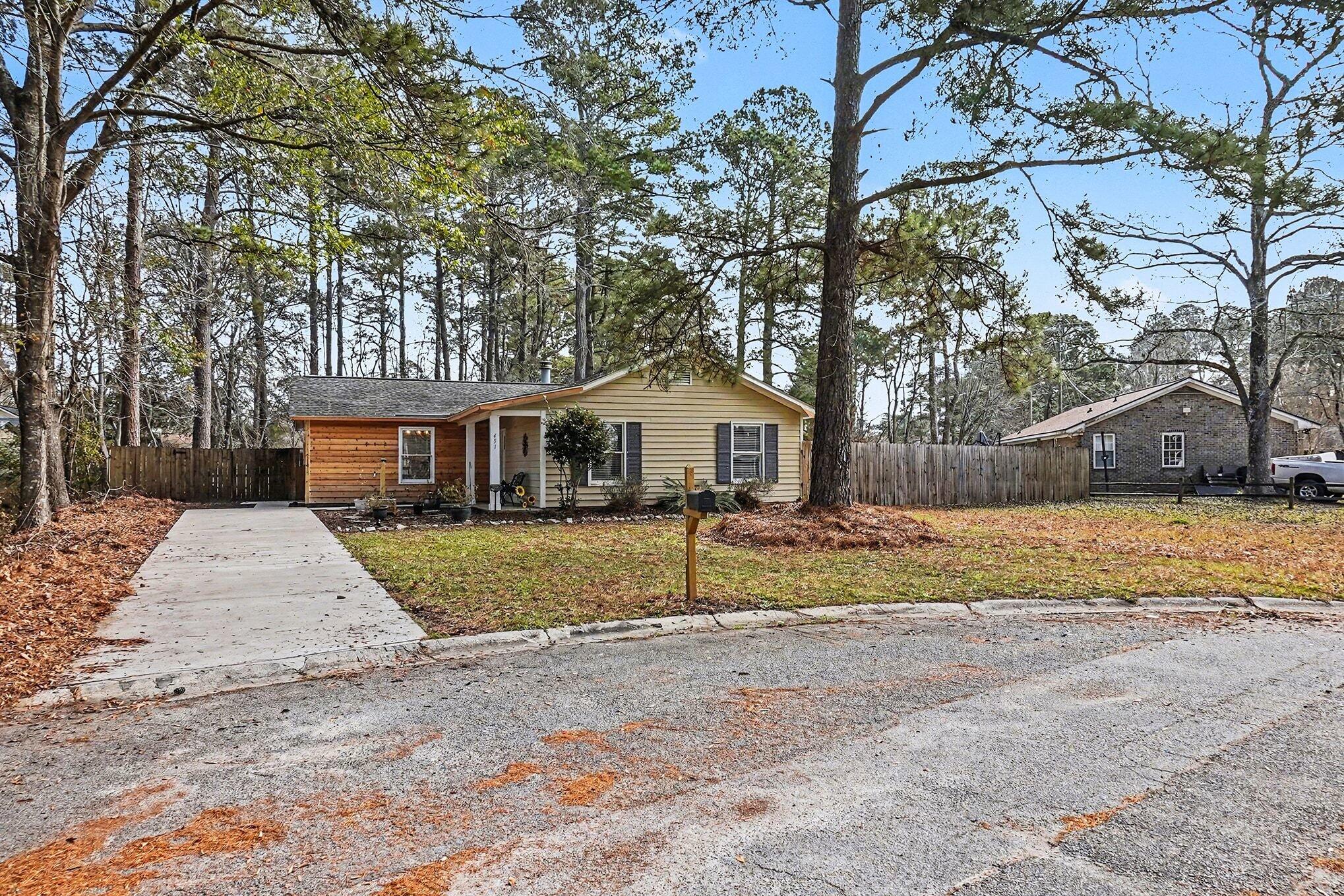 451 Longleaf Drive Summerville, SC 29483 - Photo 1 of 32 Welcome Home to 451 Longleaf Dr!