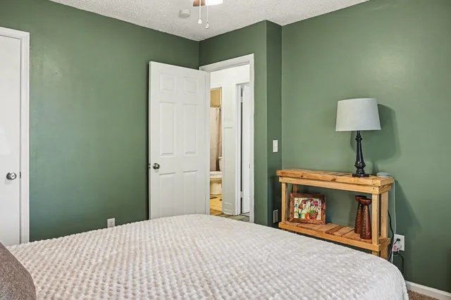 $300,000 | 451 Longleaf Drive, Summerville, SC 29483