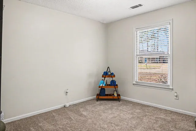 $300,000 | 451 Longleaf Drive, Summerville, SC 29483