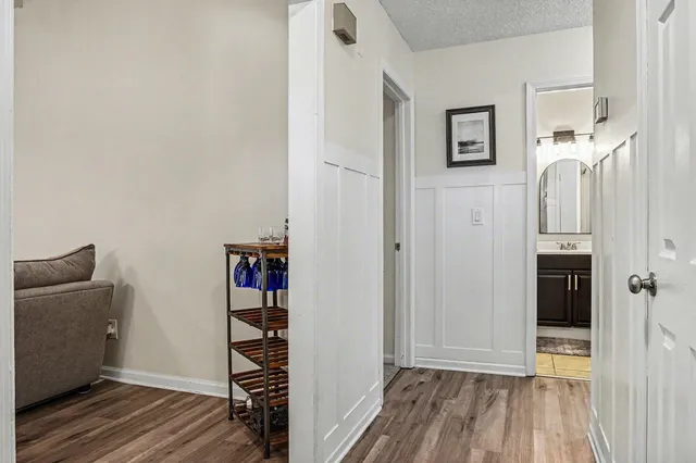 $300,000 | 451 Longleaf Drive, Summerville, SC 29483