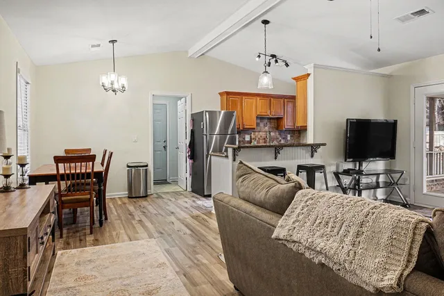 $300,000 | 451 Longleaf Drive, Summerville, SC 29483