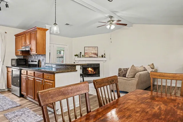 $300,000 | 451 Longleaf Drive, Summerville, SC 29483