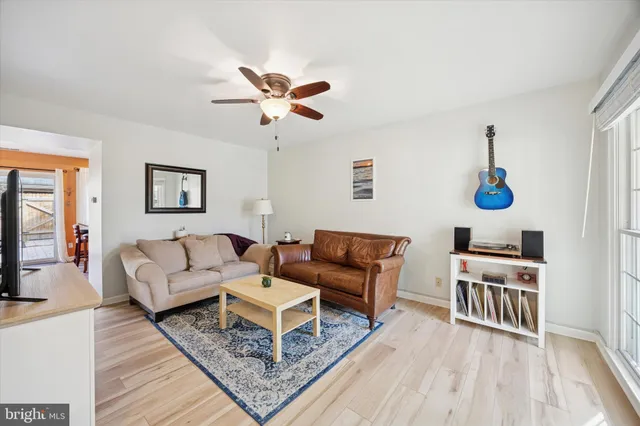 $340,000 | 172 Albemarle Drive, Blue Bell, PA 19422