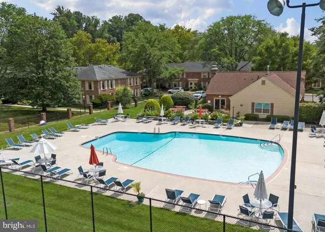 $340,000 | 172 Albemarle Drive, Blue Bell, PA 19422