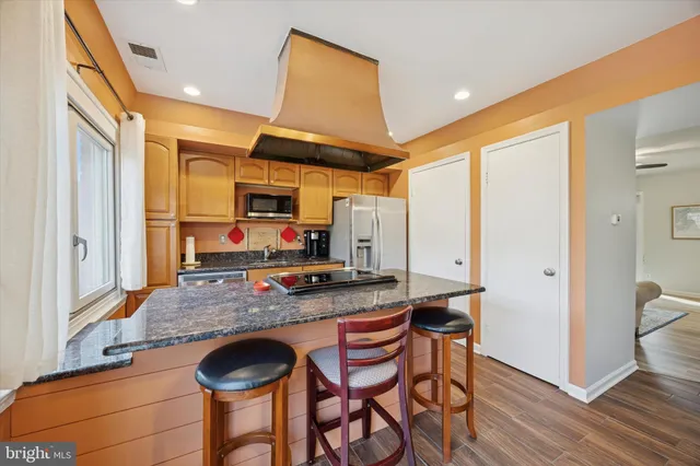 $340,000 | 172 Albemarle Drive, Blue Bell, PA 19422