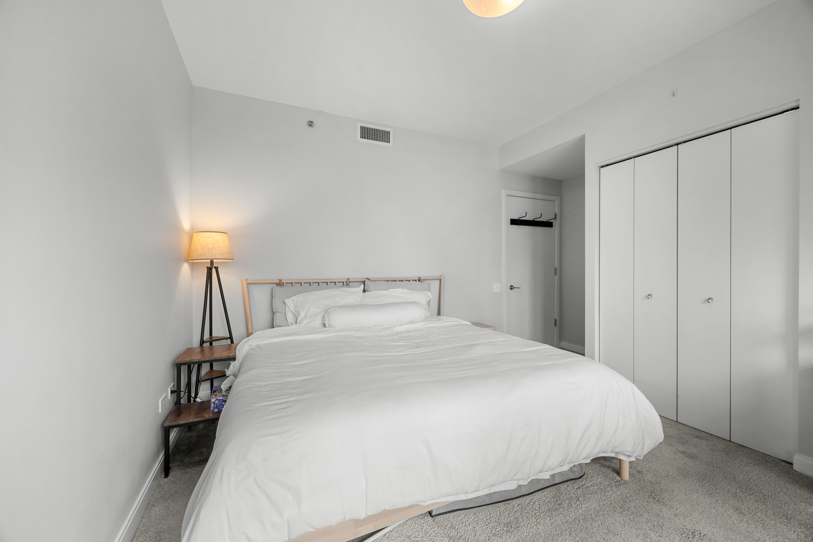 60 East Monroe Street, Unit 1905 Chicago, IL 60603 - Photo 12 of 23