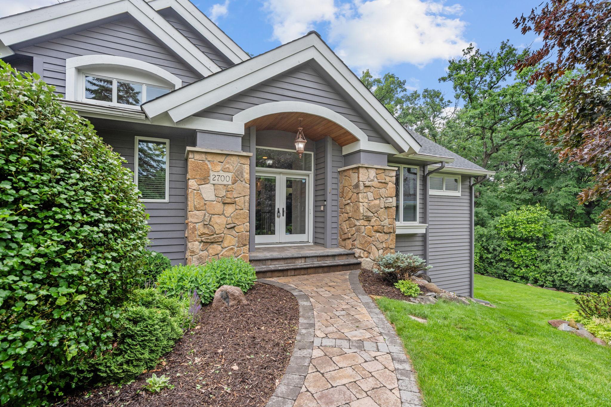 2700 Ashbourne Road Minnetonka, MN 55391 - Photo 4 of 66