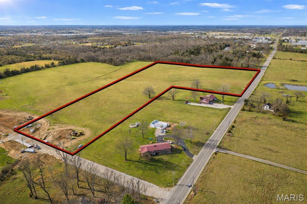 1801 South Tower Road Lebanon, MO 65536 - Photo 7 of 12