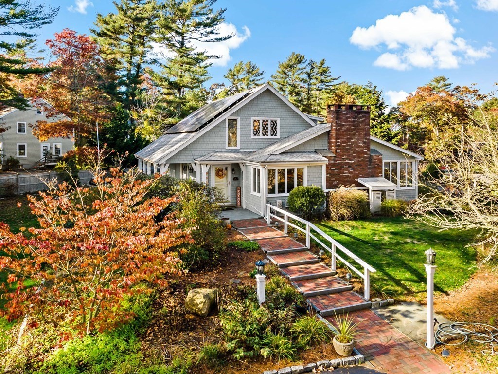 482 Delano Road Marion, MA 02738 - Photo 2 of 35 a front view of a house with a yard