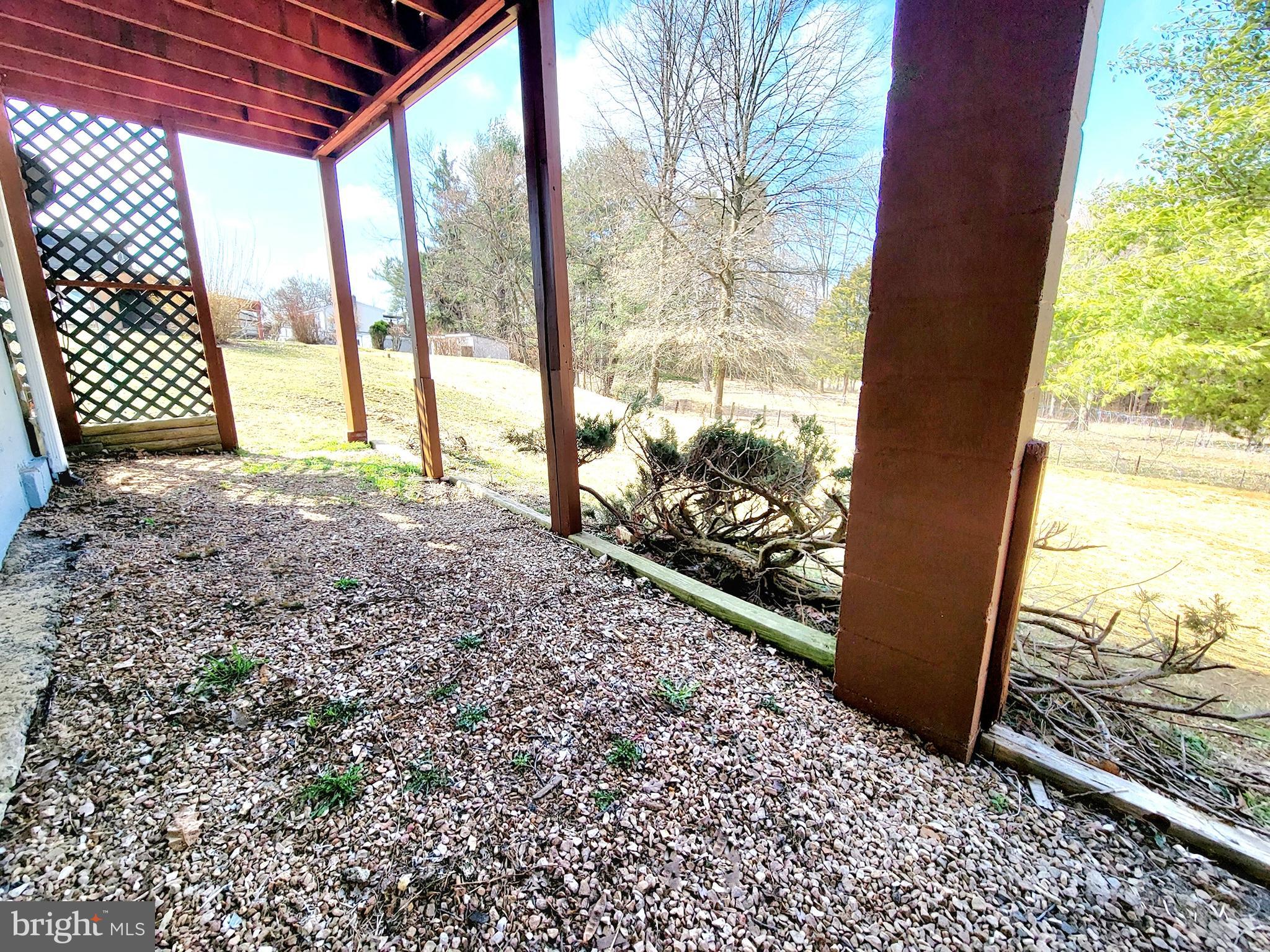 11838 Kieffer Funk Road Hagerstown, MD 21742 - Photo 28 of 34 Under Deck Area