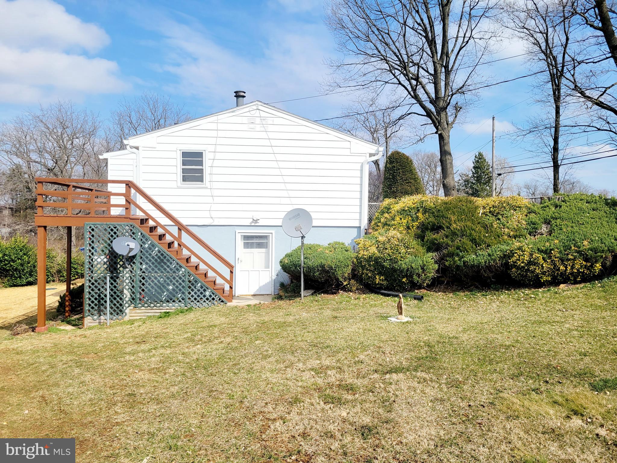 11838 Kieffer Funk Road Hagerstown, MD 21742 - Photo 3 of 34