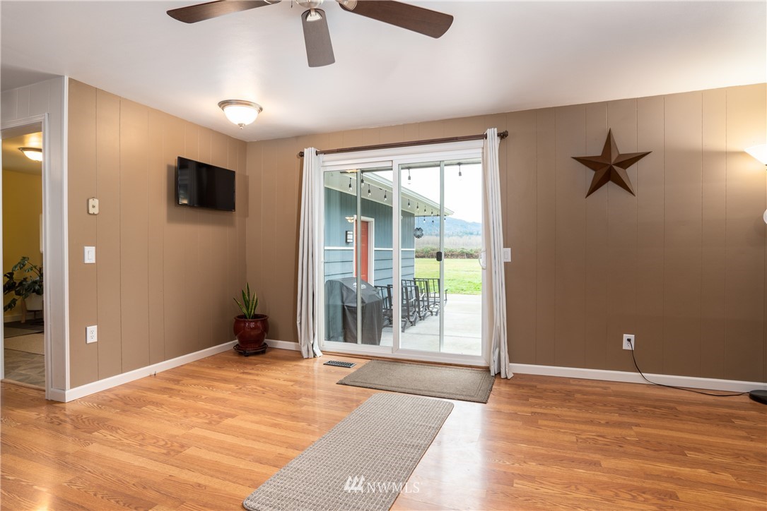 25864 Hoehn Road Sedro-Woolley, WA 98284 - Photo 11 of 29 Gallery Image 11
