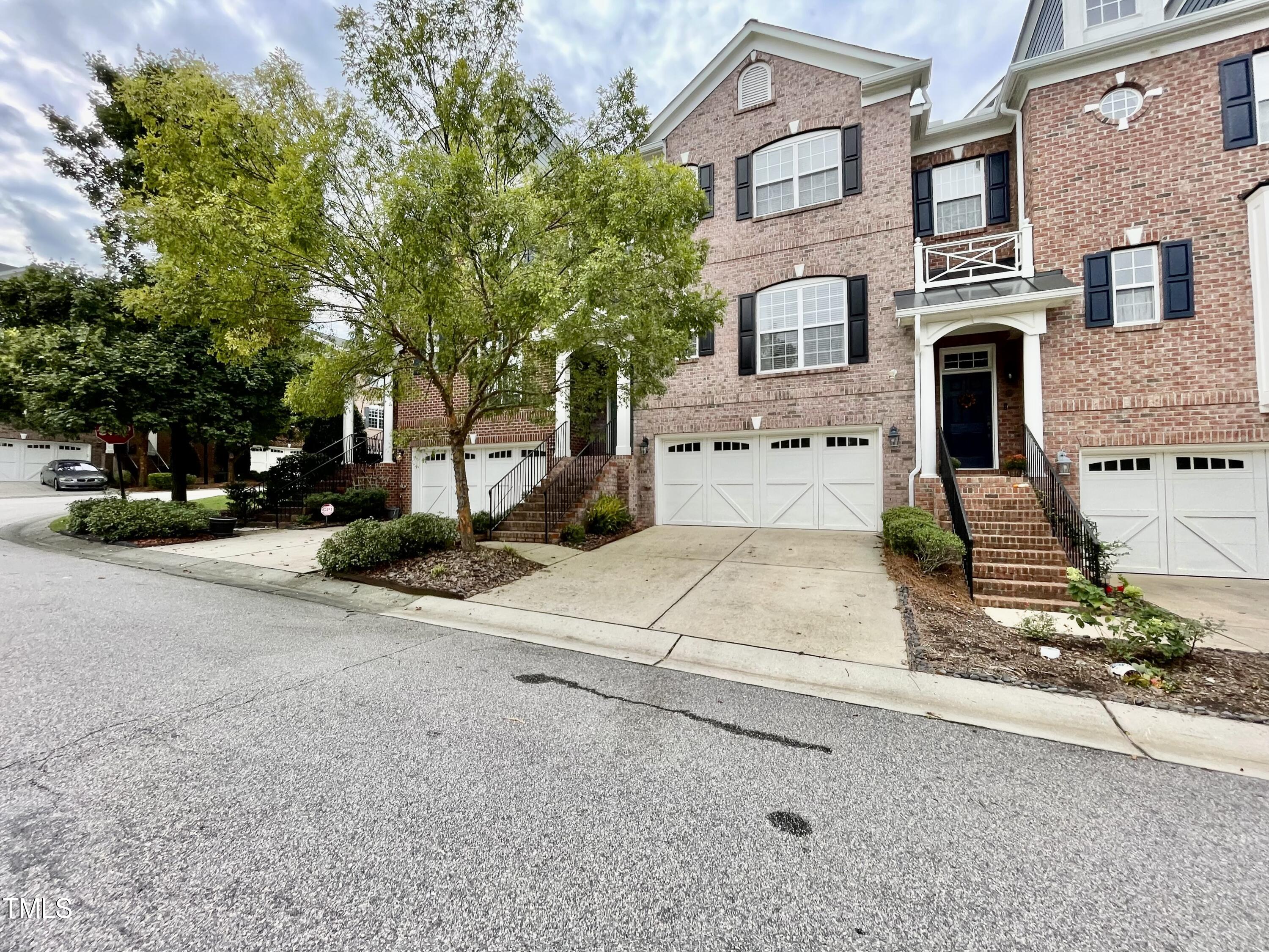 414 Weatherbrook Way Cary, NC 27513 - Photo 2 of 41 IMG-2552
