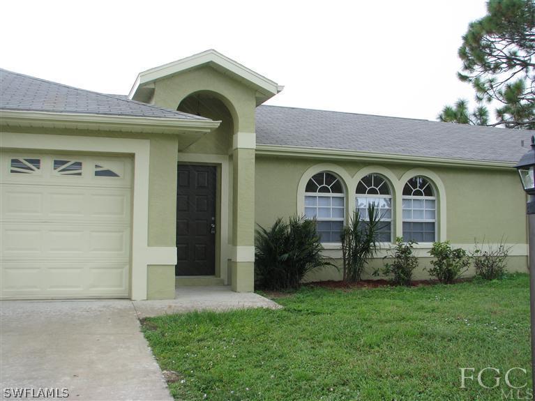 8338 Bamboo Road Fort Myers, FL 33967 - Photo 2 of 19 Gallery Image 2