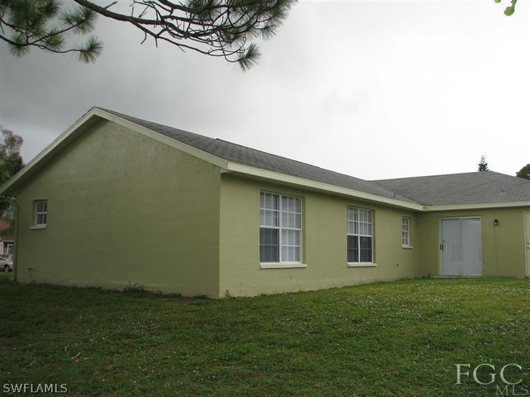 8338 Bamboo Road Fort Myers, FL 33967 - Photo 3 of 19 Gallery Image 3