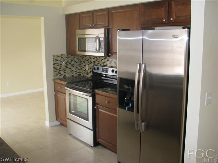 8338 Bamboo Road Fort Myers, FL 33967 - Photo 5 of 19 Gallery Image 5