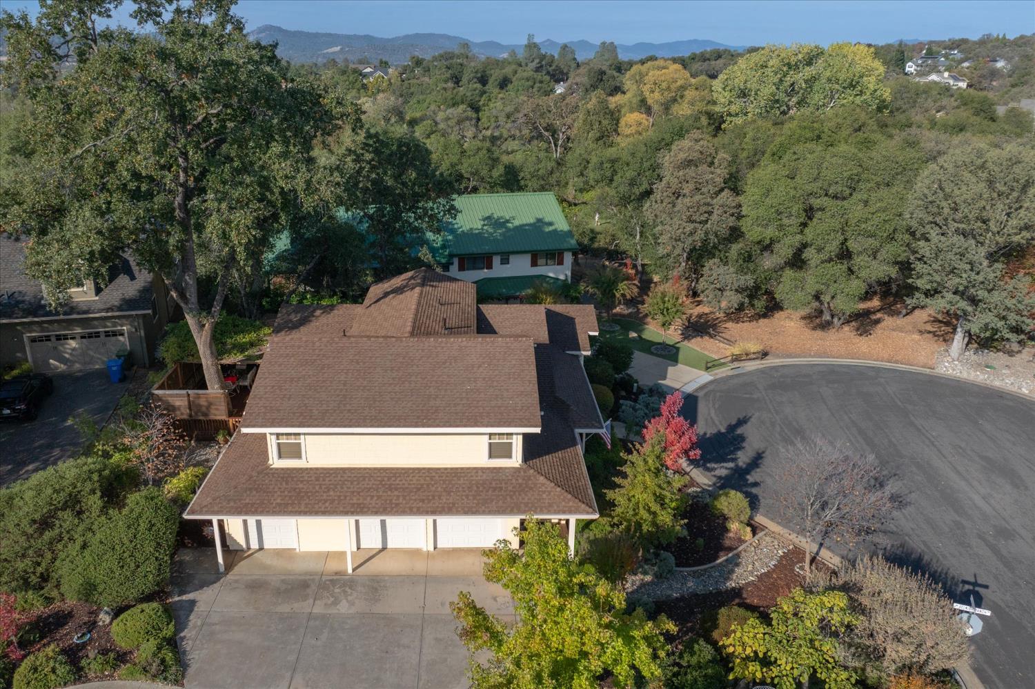 476 Fiddler Court Angels Camp, CA 95222 - Photo 34 of 40 an aerial view of a house with a yard