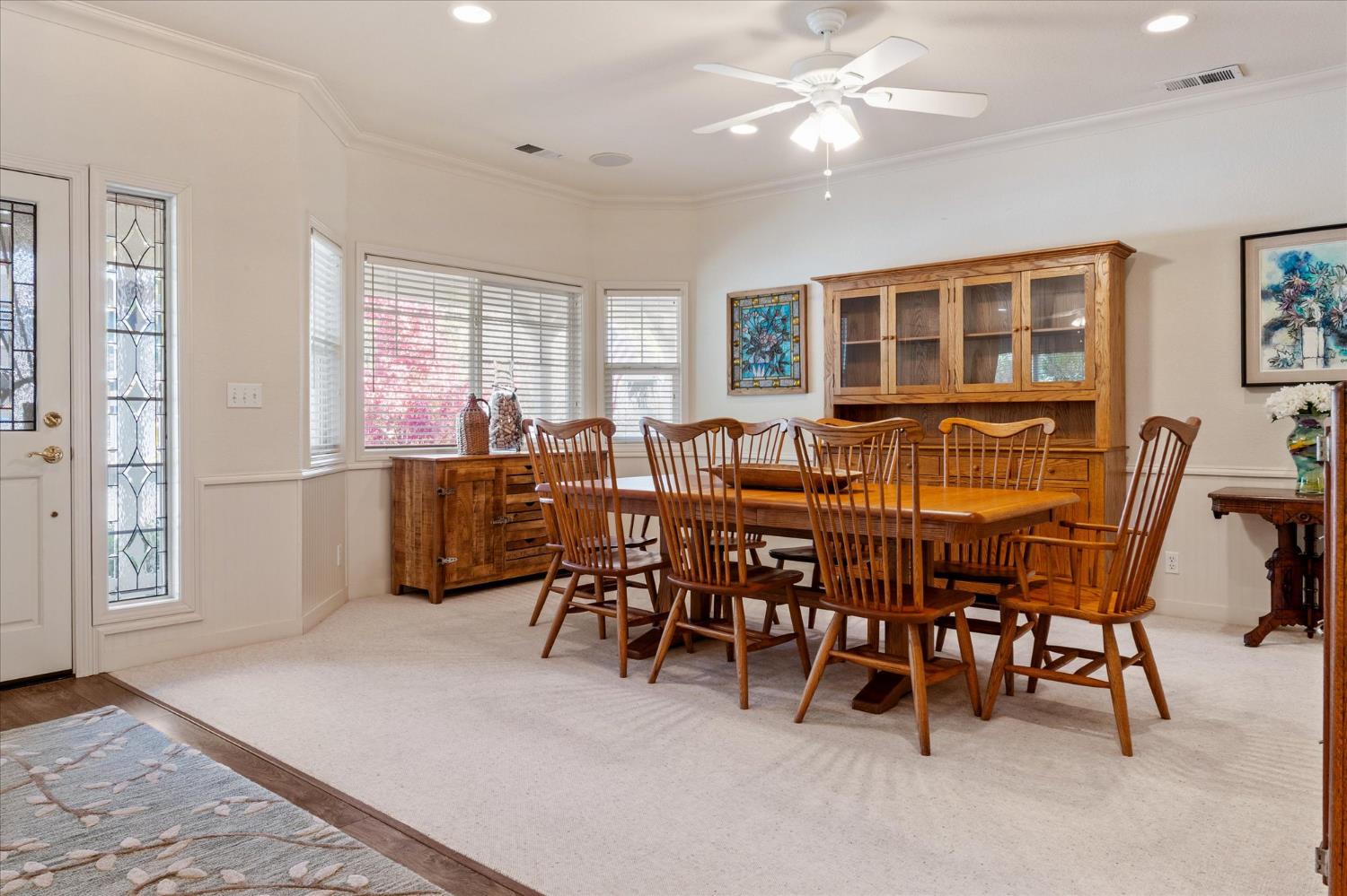 476 Fiddler Court Angels Camp, CA 95222 - Photo 9 of 40 a view of a dining room with furniture and chandelier