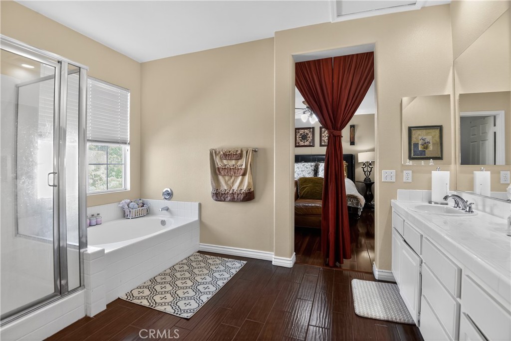 2621 Fallen Leaf Court Simi Valley, CA 93063 - Photo 34 of 58