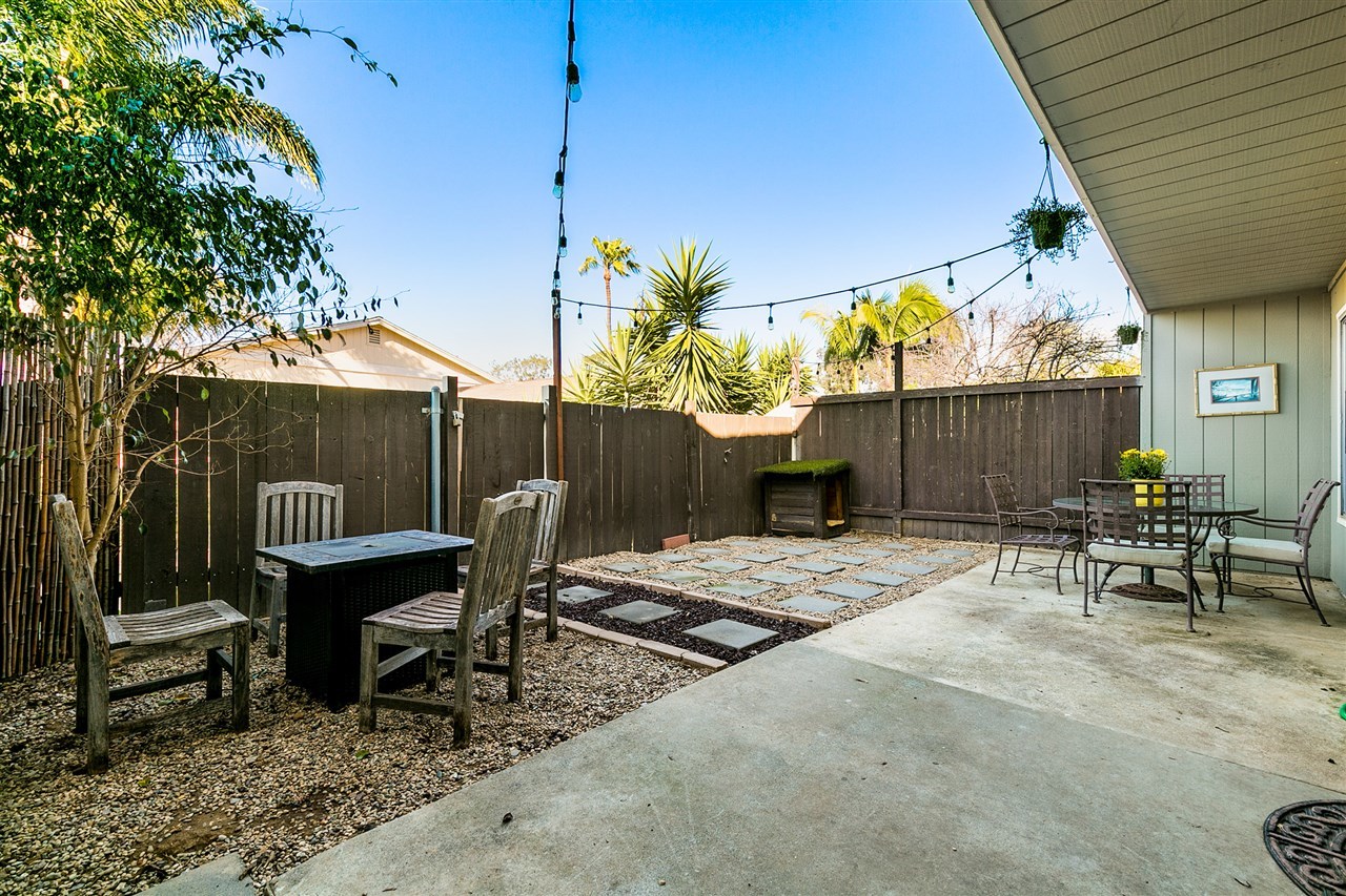 1834 Gatepost Road Encinitas, CA 92024 - Photo 18 of 25