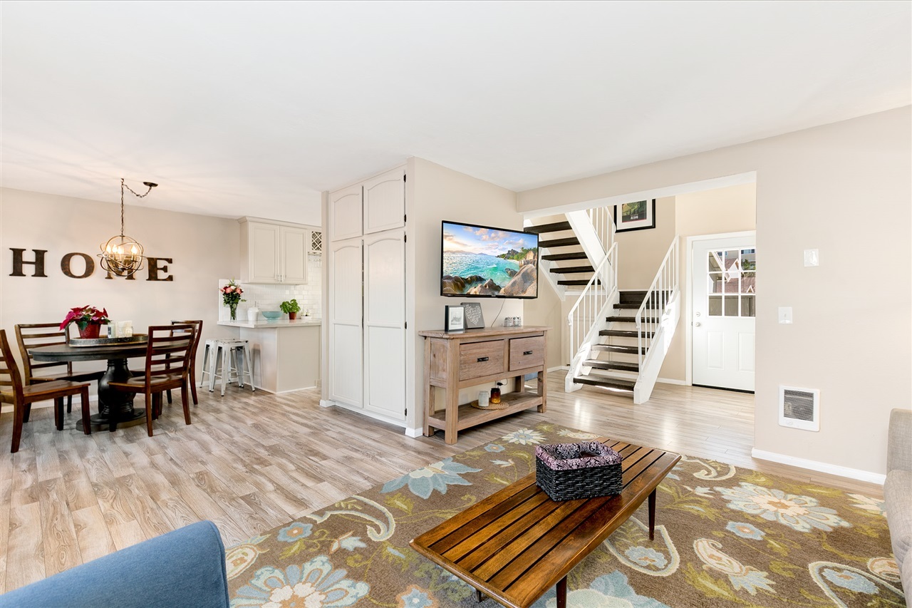 1834 Gatepost Road Encinitas, CA 92024 - Photo 4 of 25