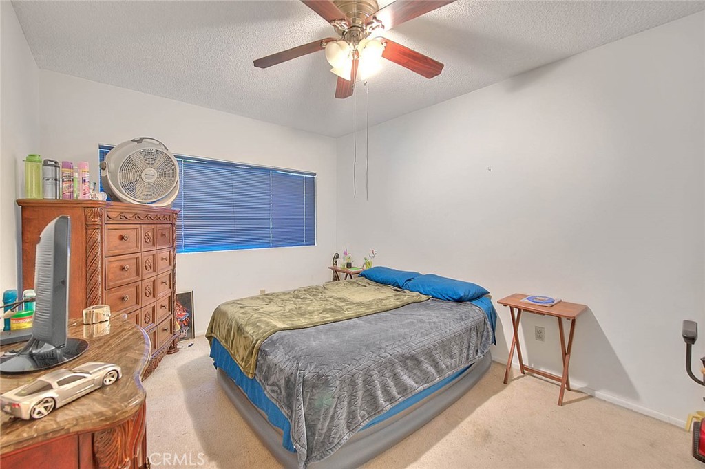 5737 Riverside Avenue Rialto, CA 92377 - Photo 25 of 33